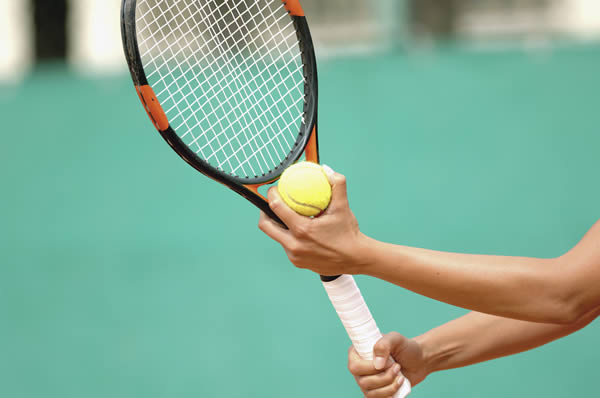 Kinh nghiệm thi đấu với tay vợt có nhiều sức mạnh