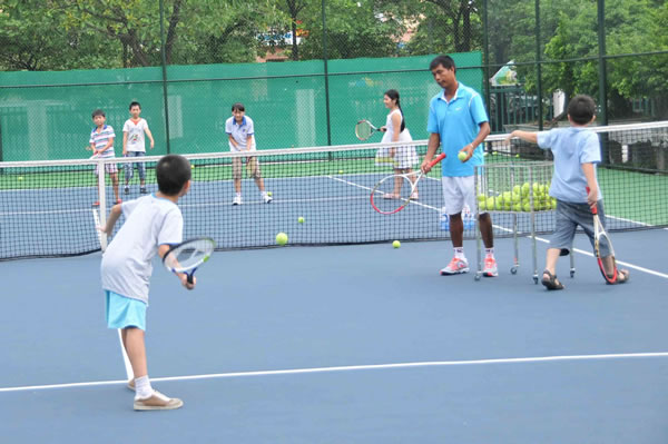 Dạy học lớp tennis cơ bản tại TP Vinh Nghệ An